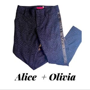 Alice + Olivia Blue Cheetah Slim Fit Pants SZ 4